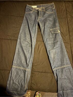 Zara Women's Dark Blue Straight Leg Jeans with Cargo Pocket